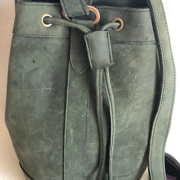 Pegabo Cross Body  Suede Bucket Bag - Purse - Picture 3 of 10